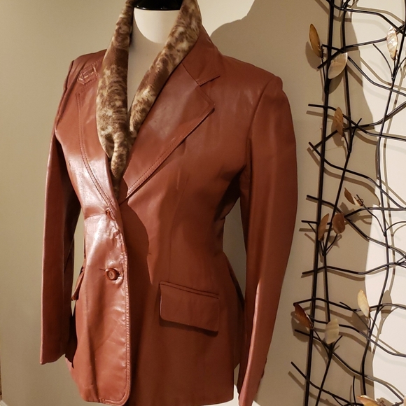 Jacket Lather - Picture 7 of 13